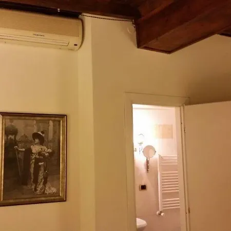 Oda ve Kahvaltı Diapason Colosseo