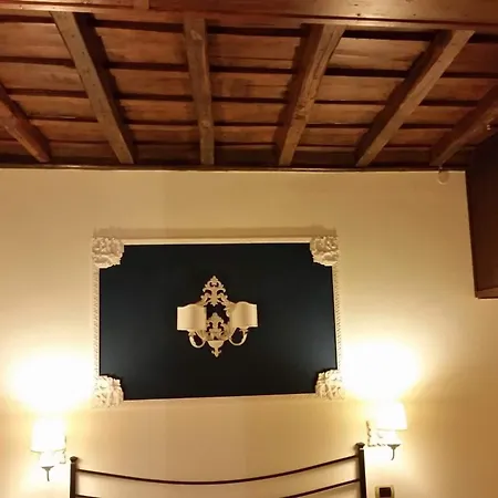 Diapason Colosseo Oda ve Kahvaltı 4*